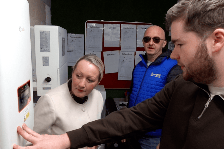 Cabinet Secretary for Economy, Energy and Planning, Rebecca Evans said: "This £10 million investment puts communities in control of their energy future.