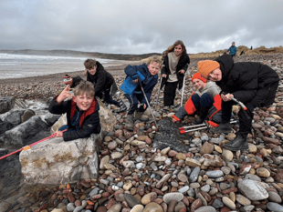 Tenby pupils join marine conservation effort