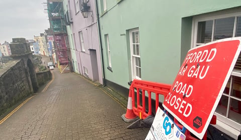 'Accelerated' works to get Tenby's Crackwell Street open