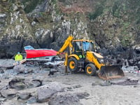 Sea Trust volunteers swiftly clear yacht wreck