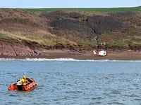 Tenby RNLI assists Swanlake Bay hypothermia victim evacuation