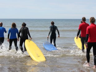 Surf therapy project helps young people