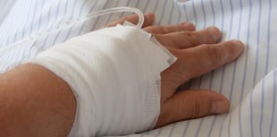 Wales: A&E waits linked to 965 deaths