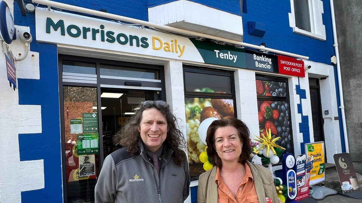 Wales' First Minister pledges job growth on visit to Pembrokeshire