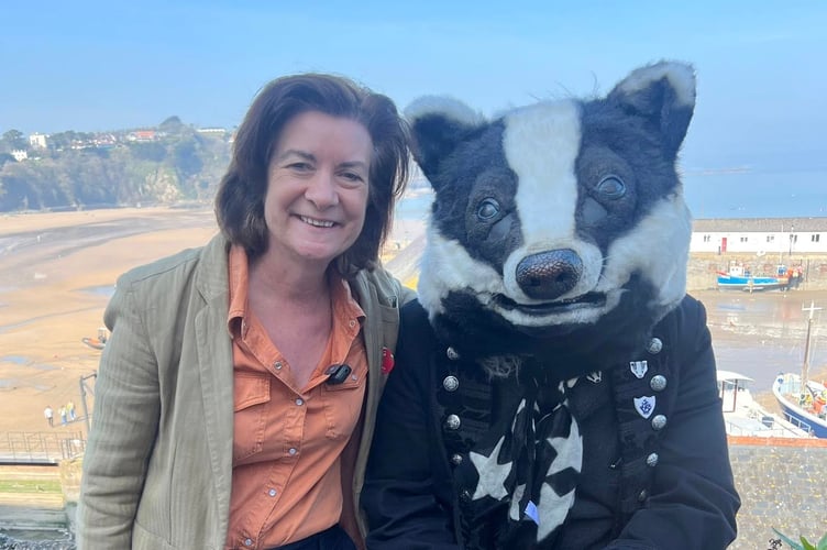 First Minister’s visit to the seaside town on Saturday (March 21), coincided with the popular Steampunk festival