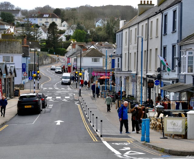 Saundersfoot scheme 'enhances safety' for seaside village