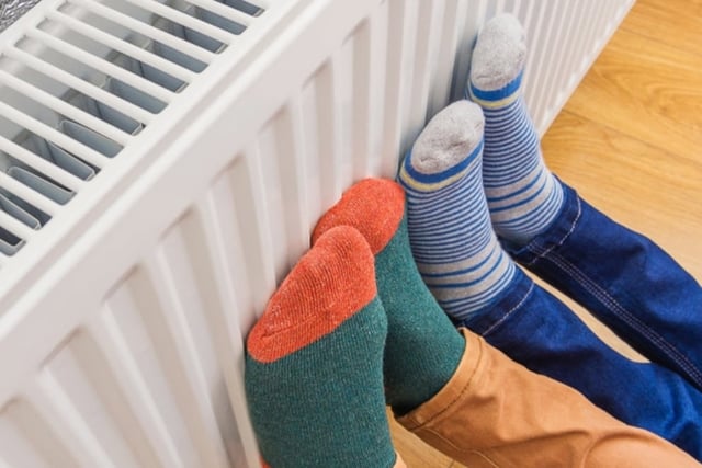 Thousands of Welsh households to get help with oil & LPG heating costs