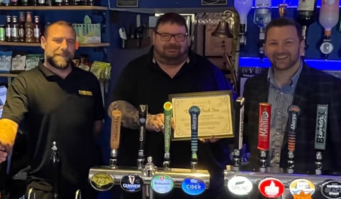 Ivy Bush Inn retains 'Best Pub' title