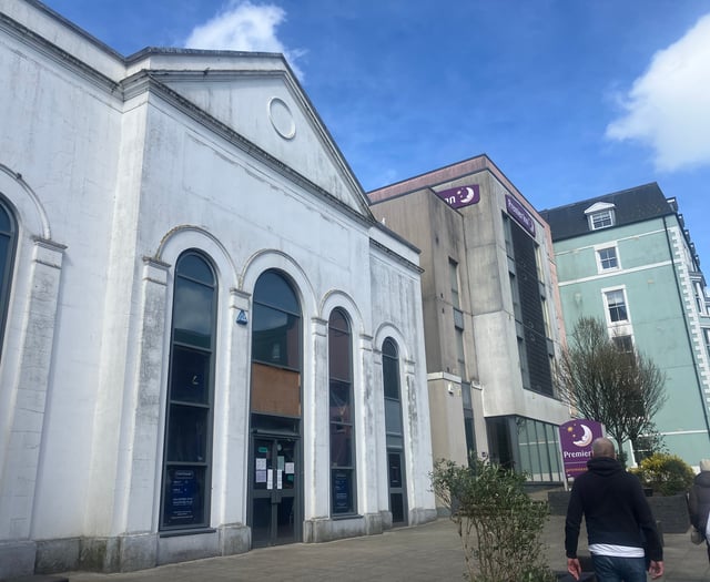 Tenby's new retro gaming lounge given opening date