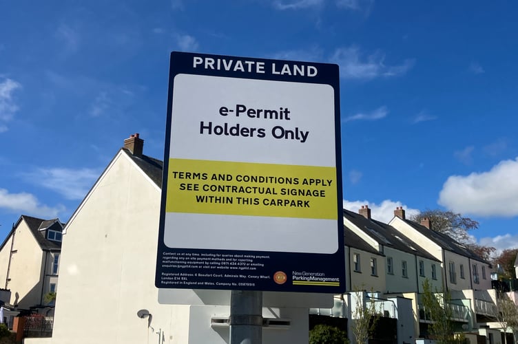 Over the winter period, county councillor for the seaside village’s south ward, Cllr Chris Williams said that he has been contacted by a number of residents, and visitors to the village, alongside members of Saundersfoot Community Council regarding concerns with the short-term stay car park situated on Milford Street.