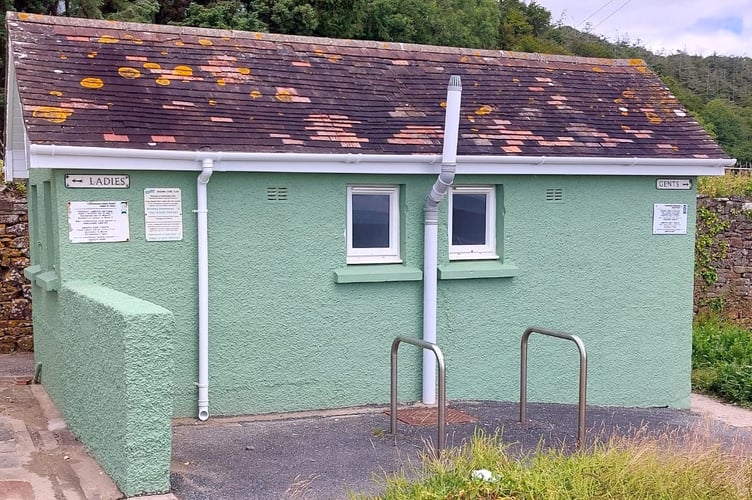 Amroth toilets