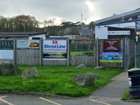 Bowls club may challenge council's advertising ban