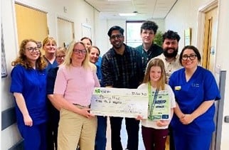 Caroline, Eflyn’s Nanny, Eflyn and staff from the chemo unit at PPH.