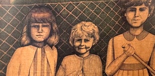 Lynn Stuart opens 'Hubberston Girls' exhibition