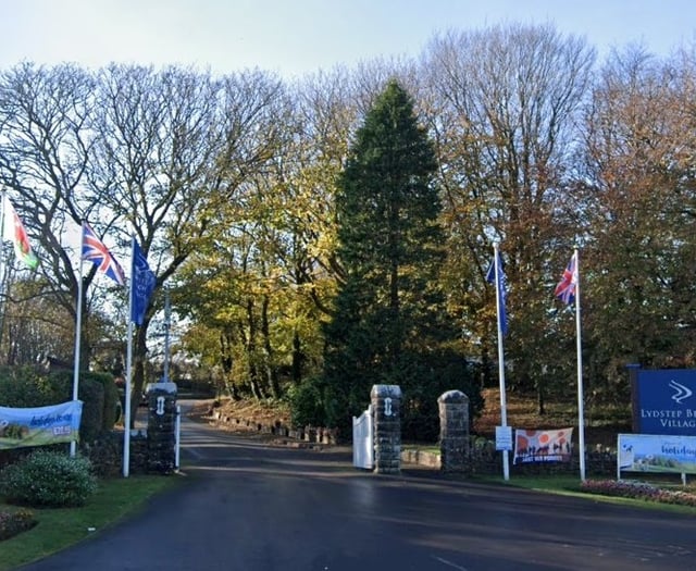 Holiday park sign refused over 'visual clutter'