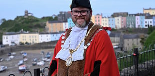 Cllr Dai Morgan installed as Tenby Mayor