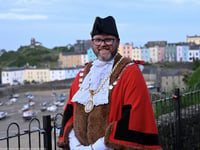 Cllr Dai Morgan installed as Tenby Mayor