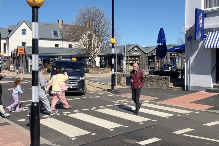 Saundersfoot crossing