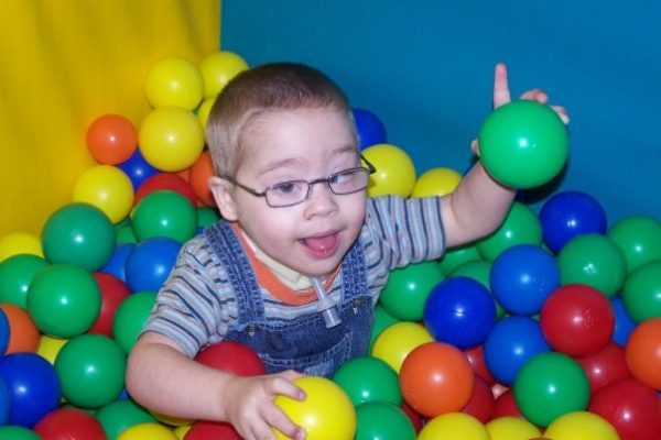 She is fundraising for Tŷ Hafan Children’s Hospice in memory of her son Aled who died in April 2009 after facing significant health challenges from birth.