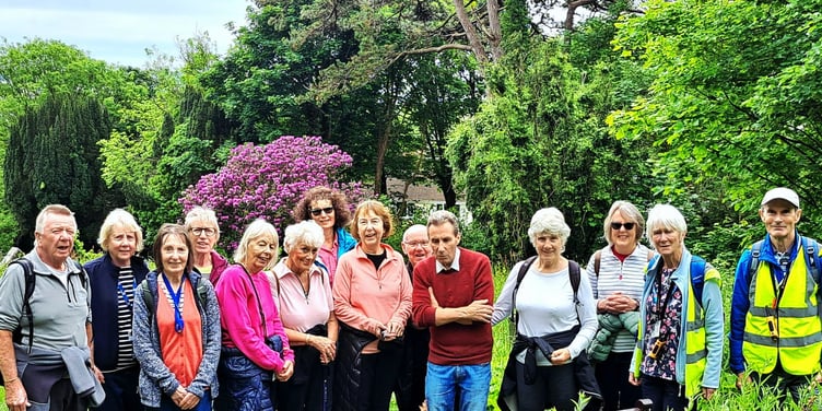 Speedies at Tenby Graveyard
