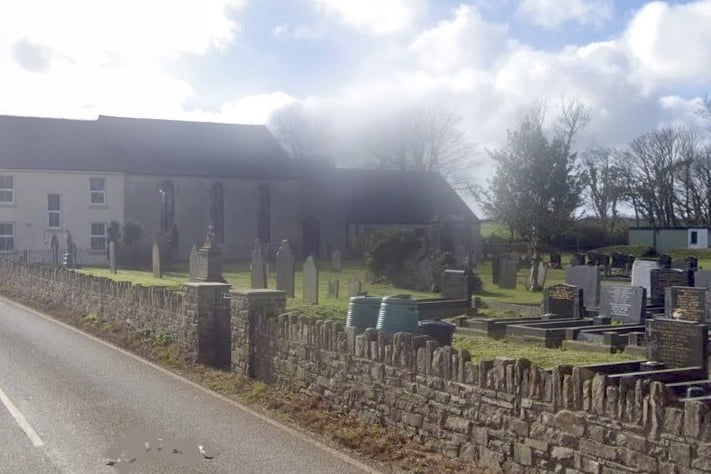 seeks permission for the retention of a temporary classroom at Bethlehem Chapel, Bethlehem, near Haverfordwest.