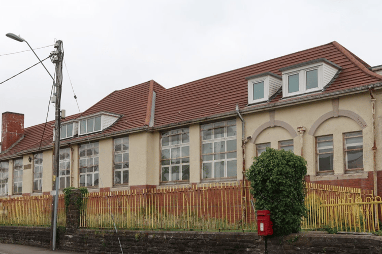 The old primary school was in bad condition, suffering from dry rot, subsidence, and in need of a new roof.