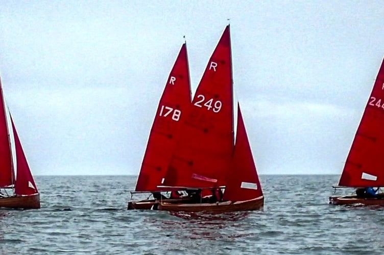 Redwing sailing in Tenby