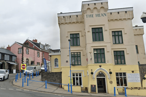 Hean Castle Inn