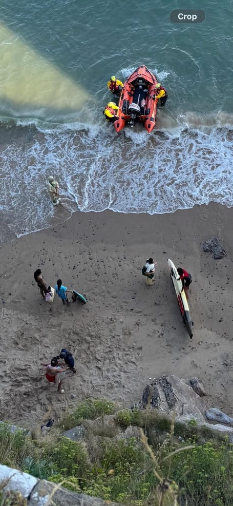 Tenby RNLI's lifeboat swiftly rescued six people, including four adults and two children, after being cut off by the tide near the Imperial Hotel.