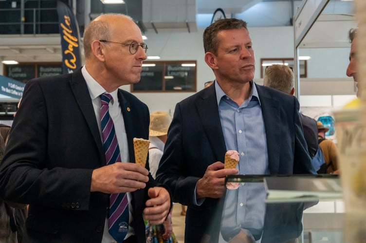 First Minister and Cabinet Minister for Rural Resilience and Sustainability pictured at the Royal Welsh Show food hall yesterday 20.07.2