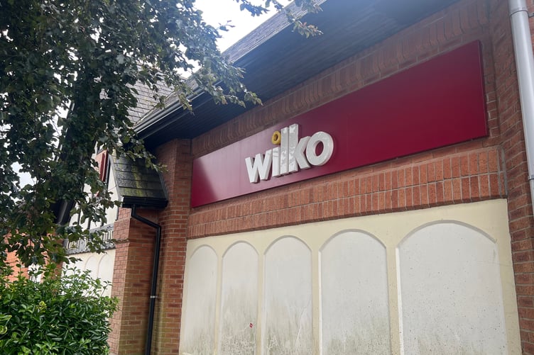 wilko carmarthen