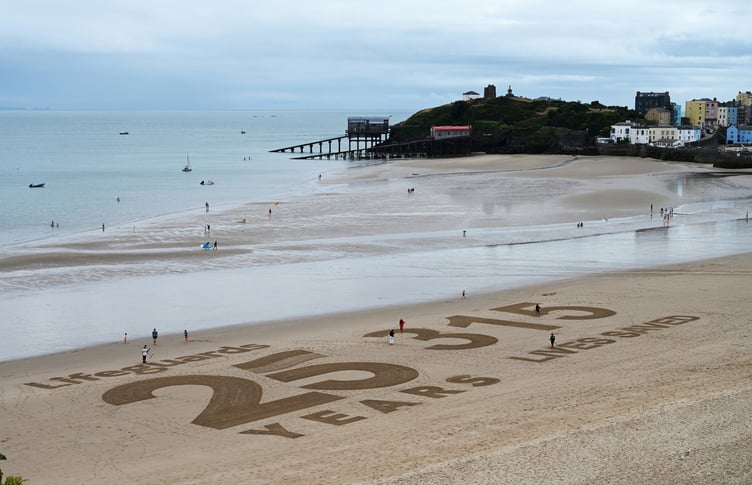 sand art RNLI Tenby