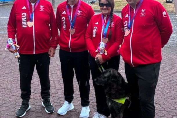 Steffan James achieved a bronze medal at his first ever Commonwealth Games, representing Wales in the Para Mixed Pairs bowls following a closely fought contest.