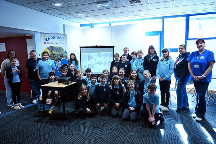 Ysgol Bro Penfro with Sam and Amy from the Dragon Darwin Experience