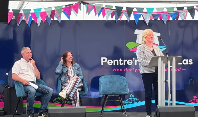 A special event at the Eisteddfod in Pembrokeshire highlighted the achievements and progress in Welsh-medium education.