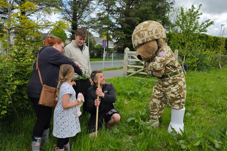 Haverfordwest High is one of three schools that have together raised over £2,600 for Armed Forces charity Help for Heroes. Military children, families and ‘buddies’ took part in a sponsored tree planting project in the school grounds, with support from Hero Bear, The VC Gallery and Haverfordwest Rotary Club.