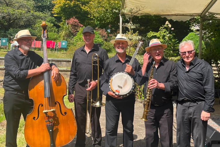Dixieland jazz band the Vic Partridge Group at the Narberth Jazz Garden Party