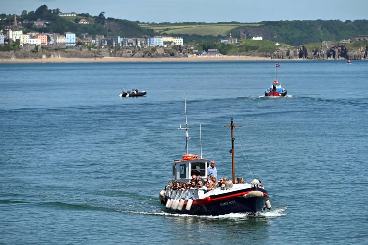 Tenby to Caldey boats