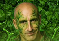 Gareth Thomas Stars as Audrey II in Musical