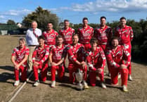 Saundersfoot complete unbeaten title charge