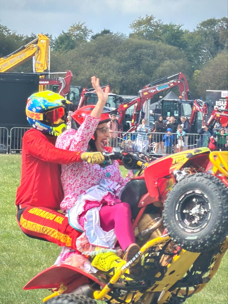 TORCH Theatre’s County Show Dame Prrrudy not only made her mark at the two-day Pembrokeshire County Show, she also entertained the thousands in the main ring as she joined the Kangaroo Kid in his daredevil escapades.