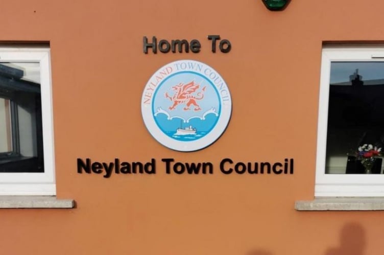 Neyland Town Council calls for new councillors to fill six empty seats in East and West Wards. Apply by September 21.