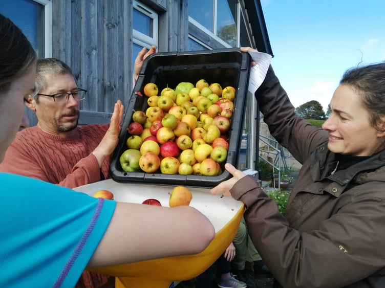 Cwm Arian brings community apple juicing to villages across Pembrokeshire