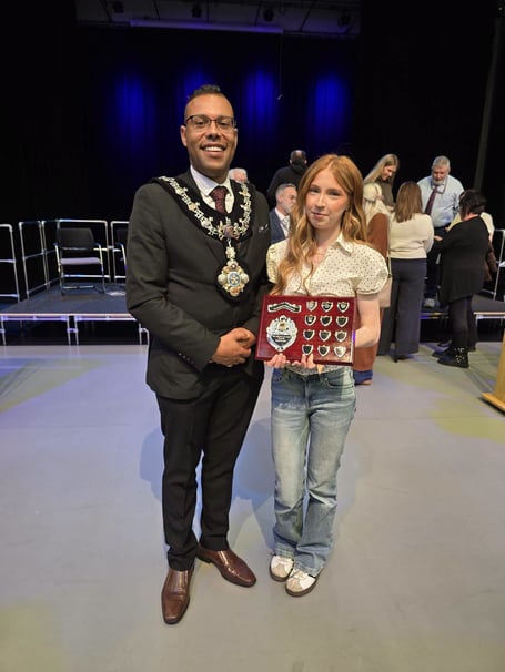 Mayor of Haverfordwest Randell Thomas-Turner presents the Mayor’s Award to Seren Woof at the Haverfordwest High VC School Awards Ceremony