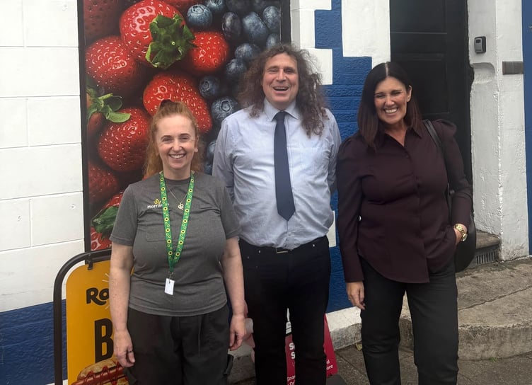 Members of the Federation of Independent Retailers, Vince and Fiona Malone, welcomed Senedd Member Claire Archibald to their Tenby Store
