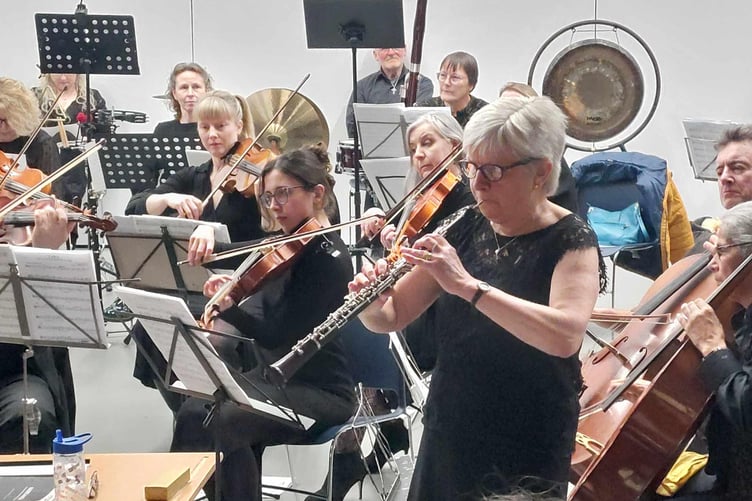 Celebrate 33 years of lively music with Symphonica Tywi’s anniversary concert at the Torch.
