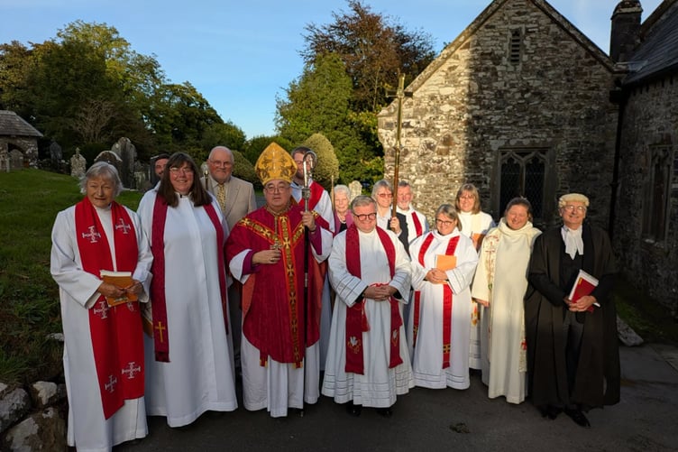 A joyful occasion recently at St Mary's Church, Begelly as Rev’d Belinda Roberts was licensed to serve in the LMA of Narberth and Tenby