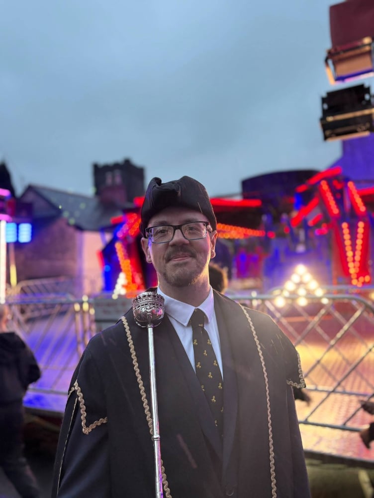 Mace Bearer Cllr Lee Herring at the fair opening