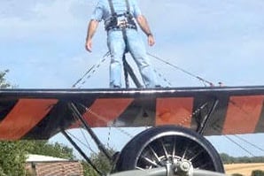 Gareth Rutter raised an outstanding £1,194 for the Cardiology Unit at Glangwili Hospital in Carmarthen after taking on the challenge of a wing walk.