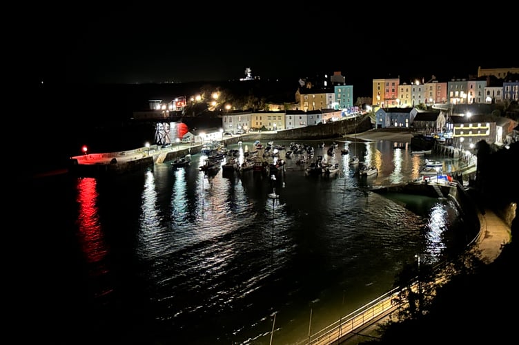 Tenby Harbour at night